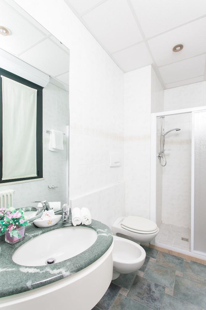 Hotel Zeus Cesenatico Ngoại thất bức ảnh