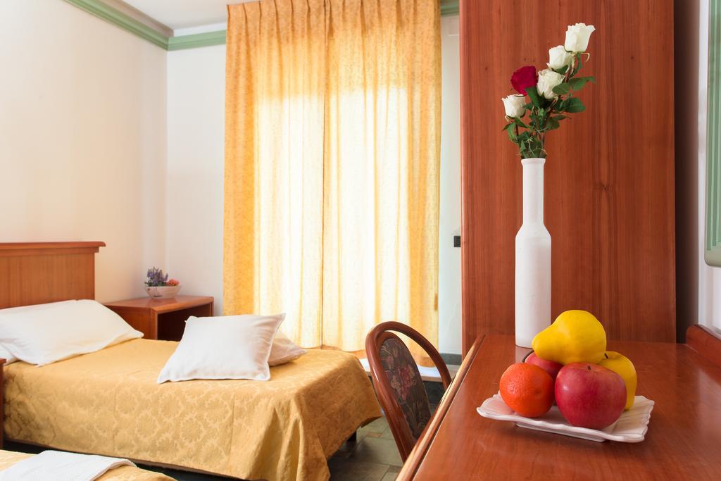 Hotel Zeus Cesenatico Ngoại thất bức ảnh
