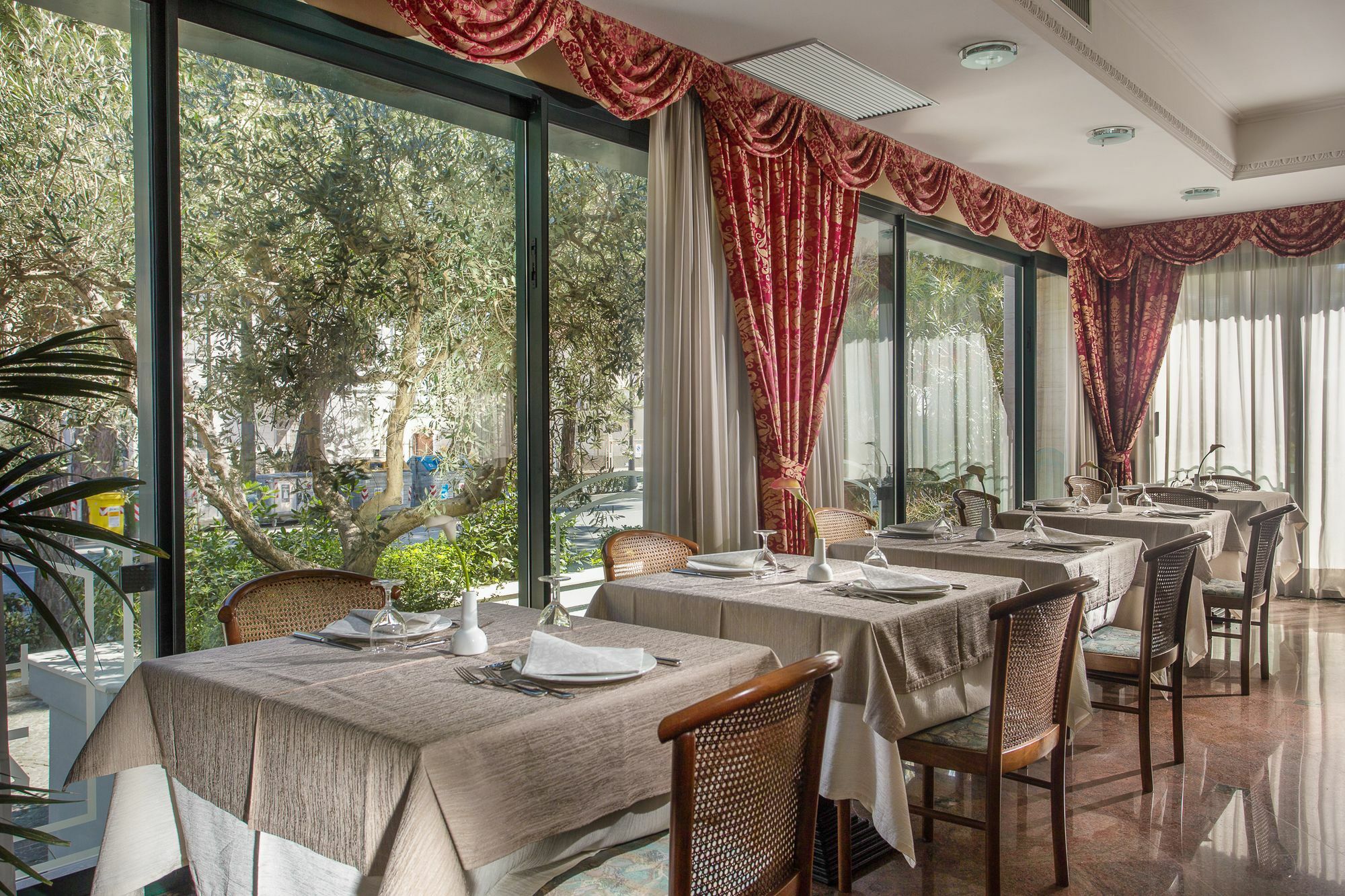 Hotel Zeus Cesenatico Ngoại thất bức ảnh